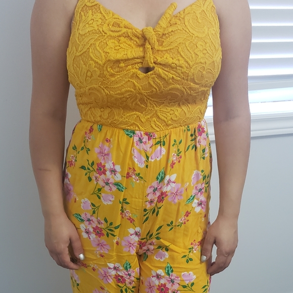 Top Yellow Floral Jumpsuit - Picture 2 of 4